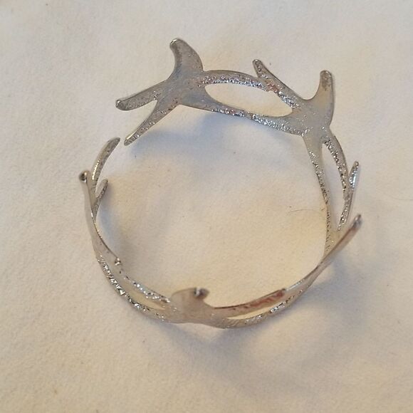 Starfish cuff bracelet - Picture 8 of 9